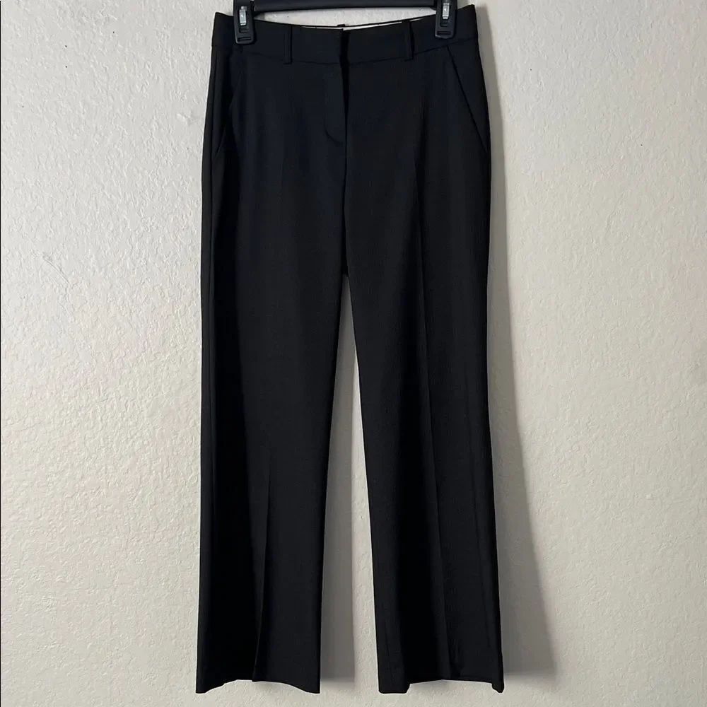 Like New! THEORY Wool Blend Wide Leg Full Length Trouser in Black in Size 0